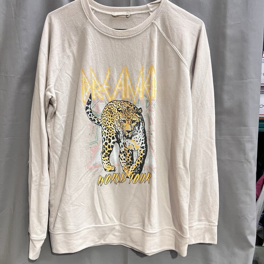 Altar'd State "Dreamer World Tour" graphic sweatshirt Size Large BR2242